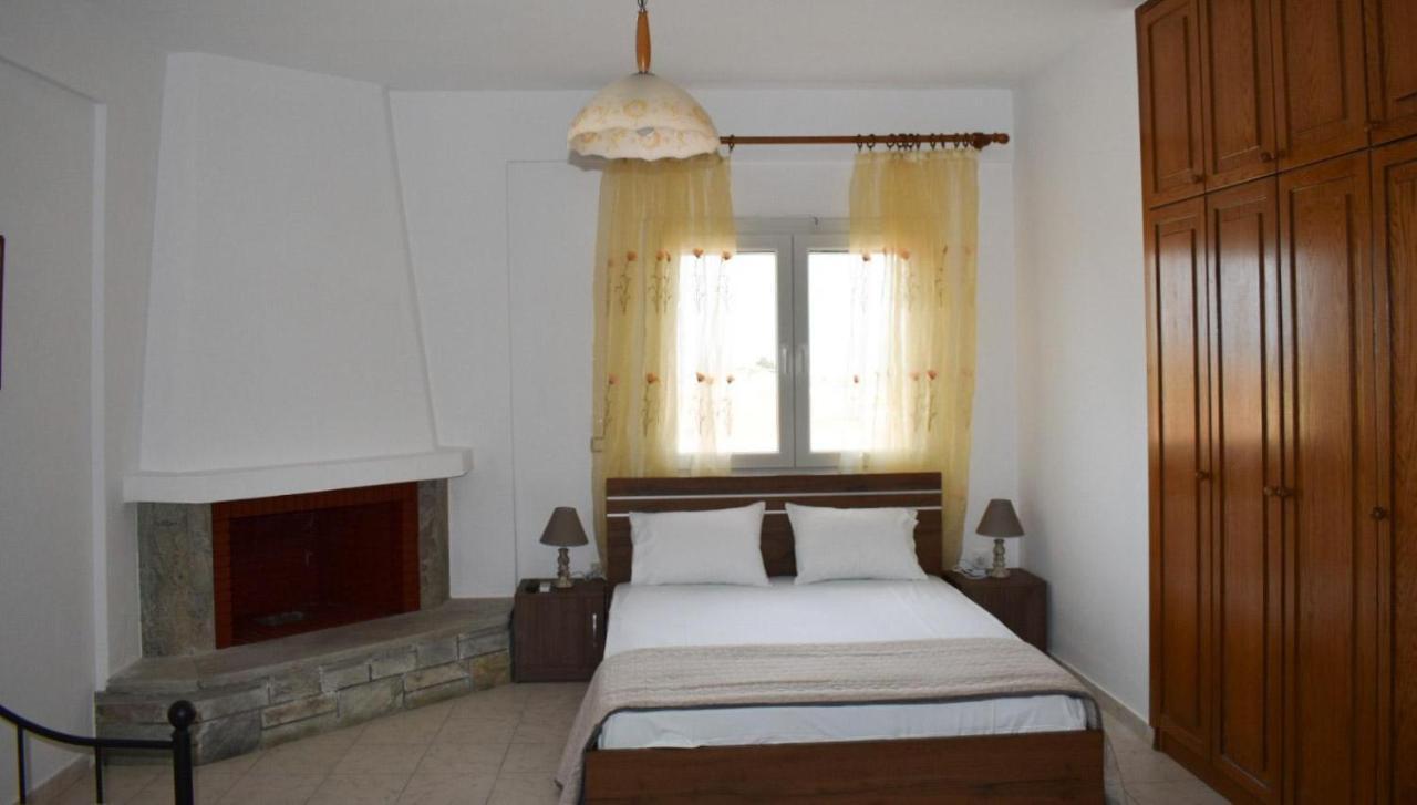 Appartement Little Lepanto à Áfitos Extérieur photo