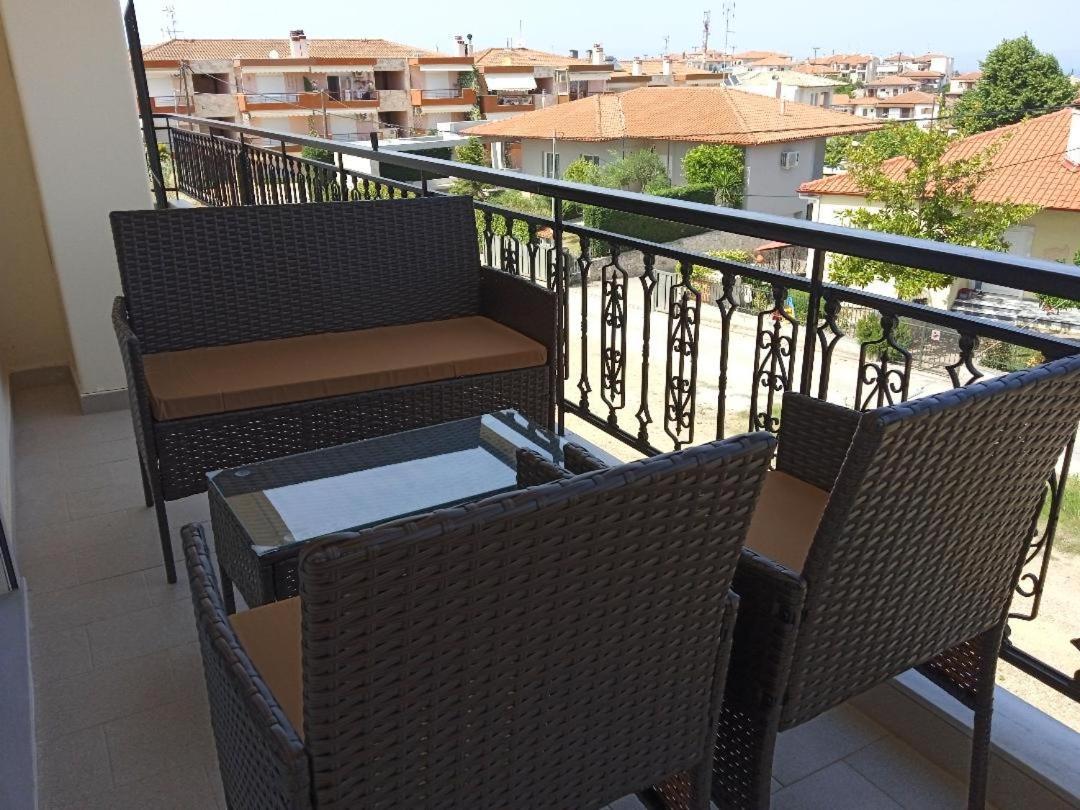 Appartement Little Lepanto à Áfitos Extérieur photo